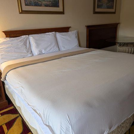 Sun Inn And Suites Kissimmee Esterno foto